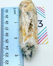 Load image into Gallery viewer, Crazy Lace Agate Towers