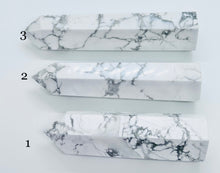 Load image into Gallery viewer, Howlite Towers