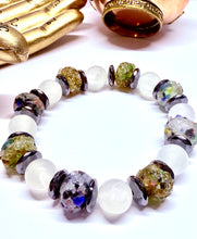 Load image into Gallery viewer, White Jade and End of the Day beads Bracelet
