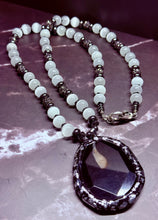 Load image into Gallery viewer, Reversible Necklace
