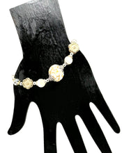 Load image into Gallery viewer, Beige &amp; Gold Bracelet
